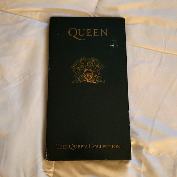 Queen The Queen Collection. Like New - Picture 1 of 4